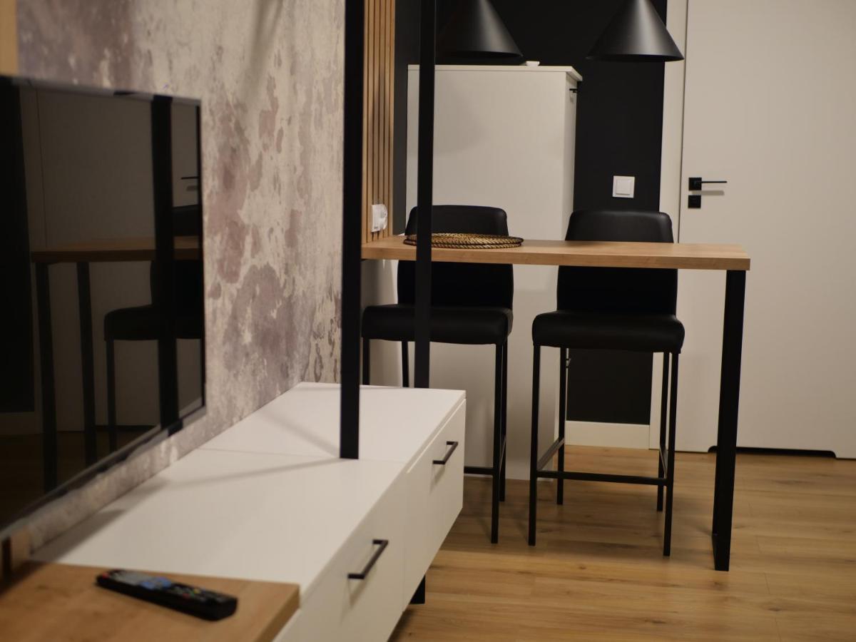 Przytulna Kawalerka 77 Apartment Wroclaw Ngoại thất bức ảnh